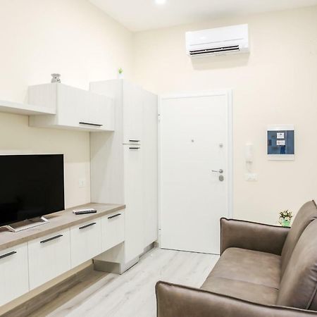 Bari Centrale Railway Station Apartment エクステリア 写真